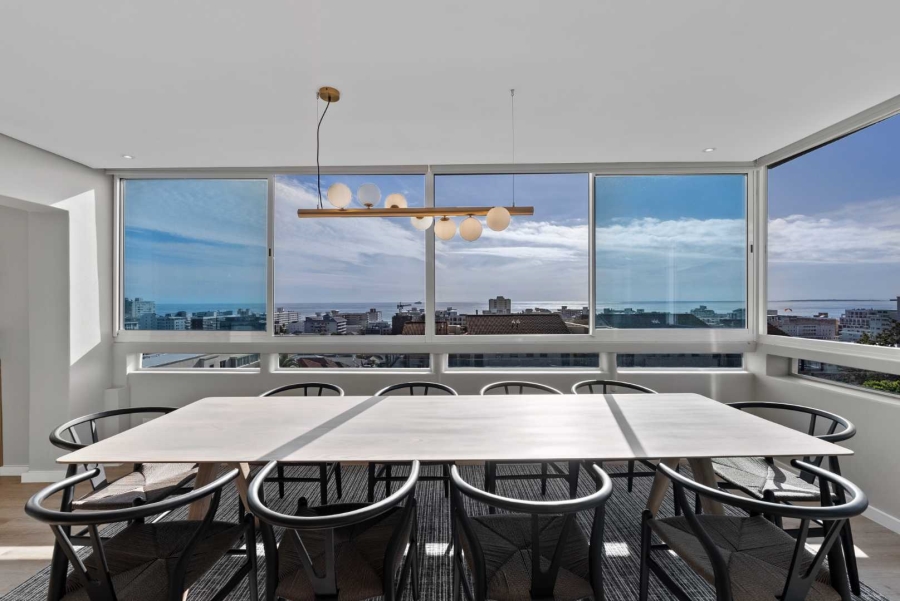 3 Bedroom Property for Sale in Sea Point Western Cape